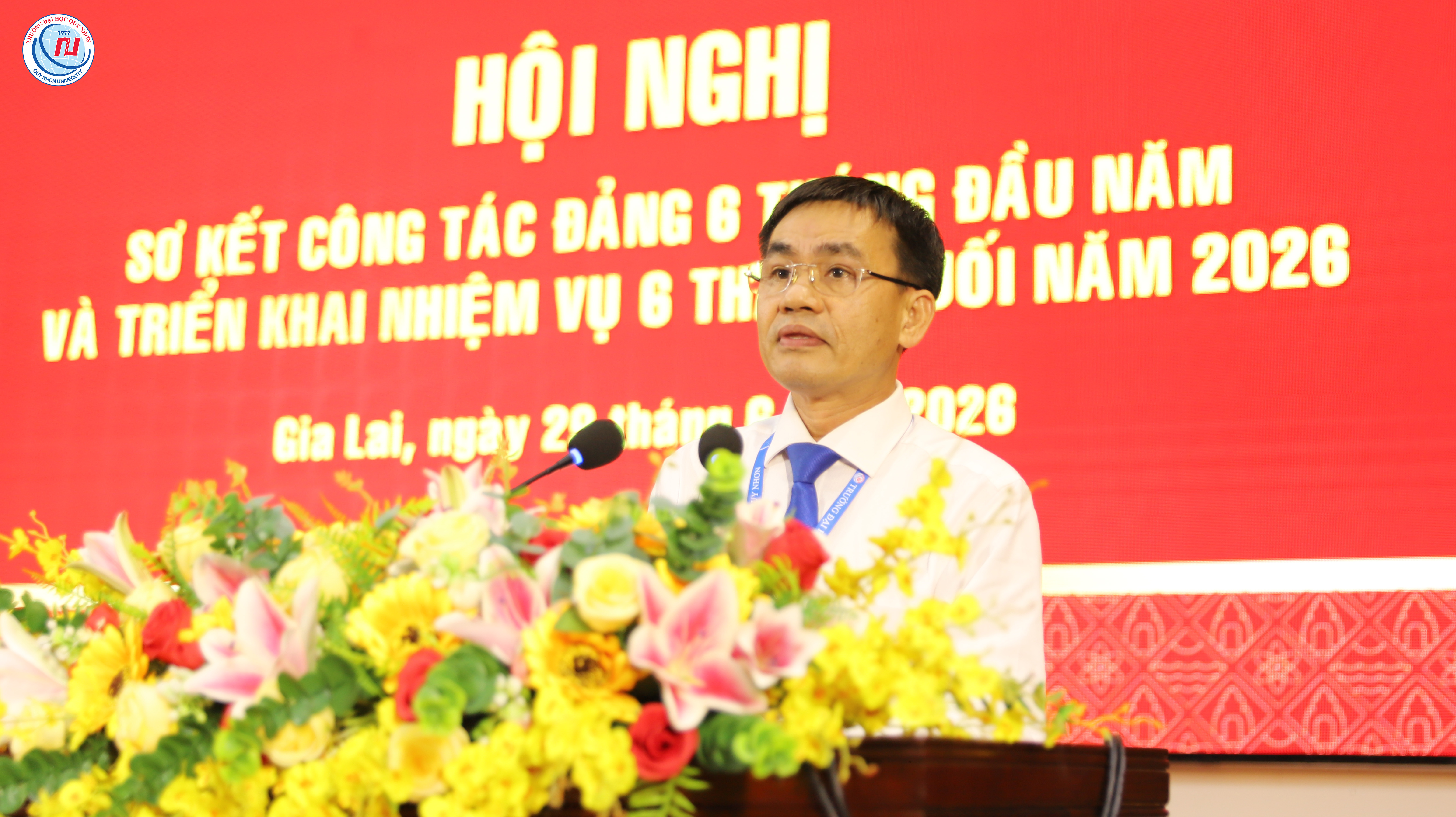 Đảng ủy Trường Đại học Quy Nhơn tổ chức Hội nghị sơ kết công tác Đảng 6 tháng đầu năm và triển khai nhiệm vụ 6 tháng cuối năm 2026
