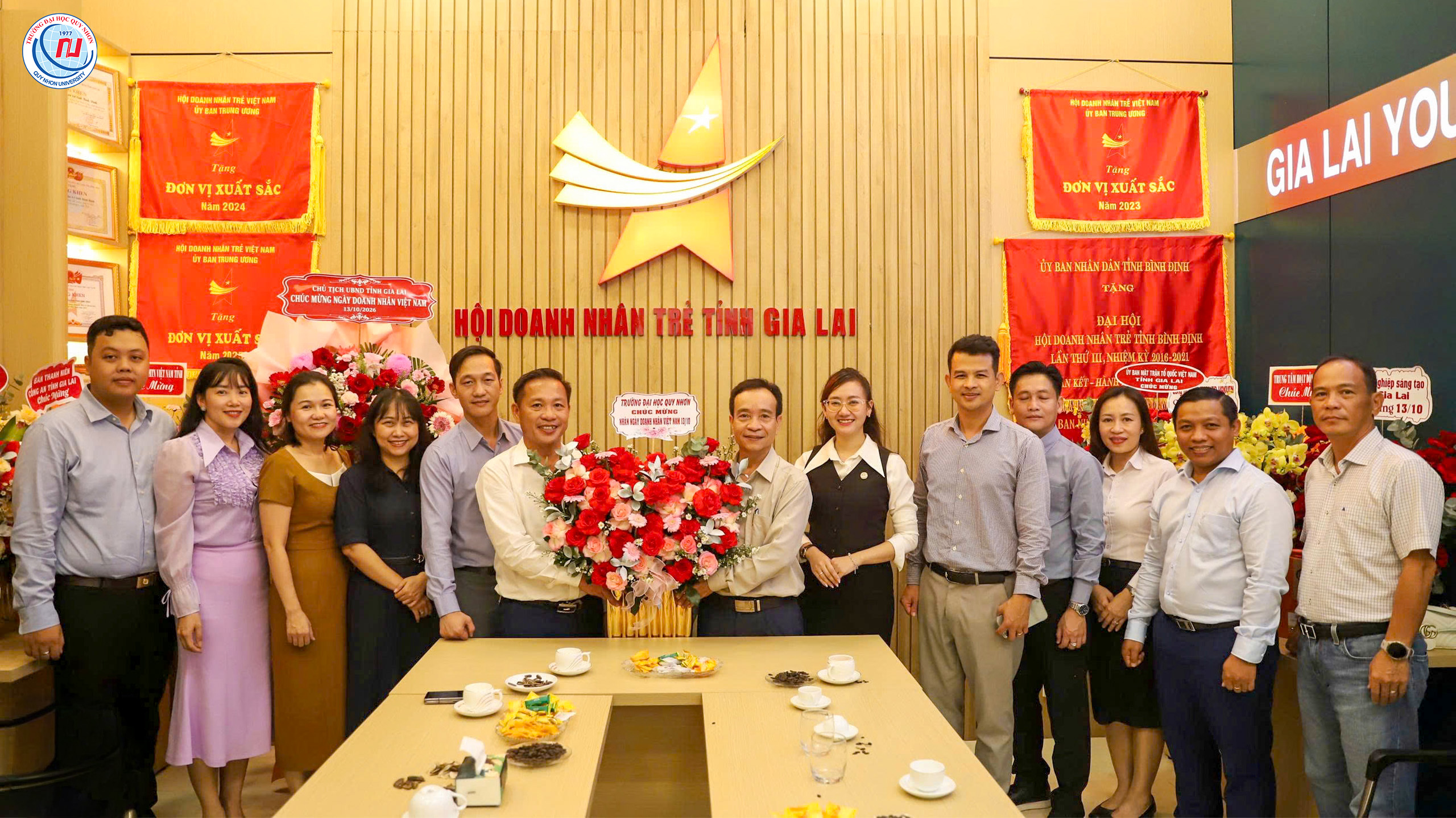 Trường Đại học Quy Nhơn thăm và chúc mừng Hội Doanh nhân trẻ tỉnh Gia Lai nhân Ngày Doanh nhân Việt Nam